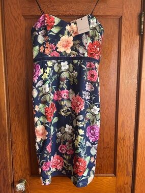 Adelyn Rae Navy Floral Strapless cocktail dress